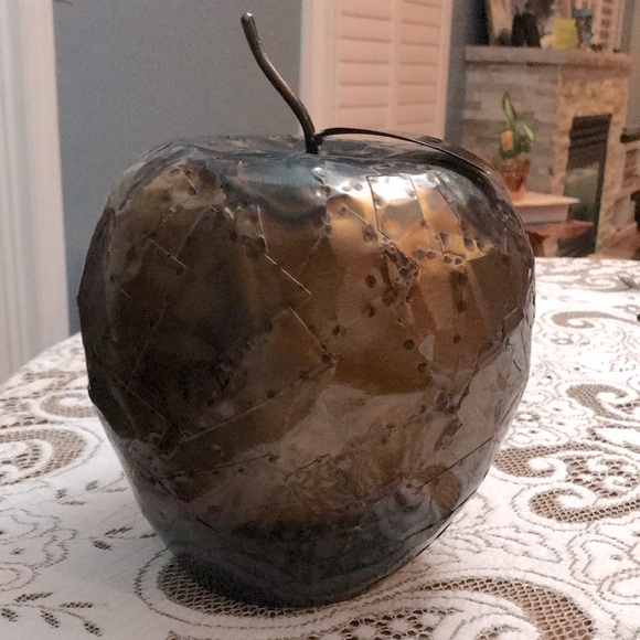 Large Welded Apple - Picture 1 of 7